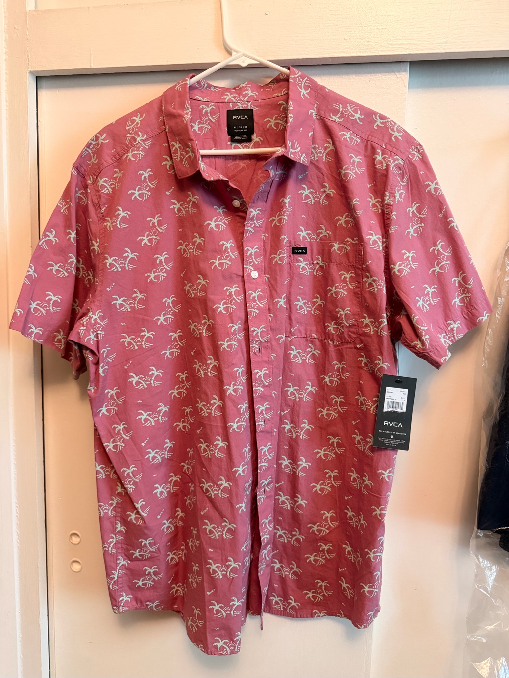 Rvca Pink Short-Sleeve Palm-Print Button-Down Shirt